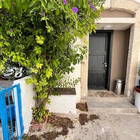 In A Historical House In Carsi 아파트 알라카티